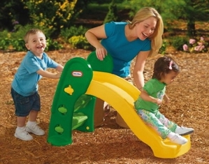 Cầu trượt cho bé Junior Slide Little Tikes - 105cm