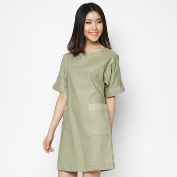 Đầm suông linen cổ thuyền phối túi