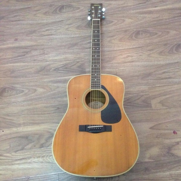 Đàn Guitar acoustic Yamha FG-200D