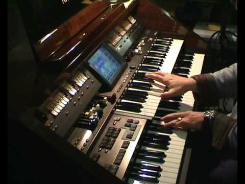 Đàn piano roland AT-900C
