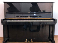 Đàn piano Victor V52
