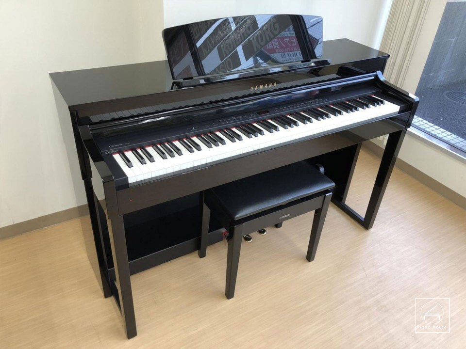 Đàn Piano Yamaha CLP470PE