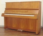 Đàn Piano Yamaha W103B