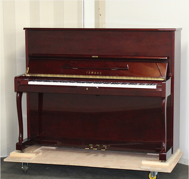Đàn Piano Yamaha W110BB