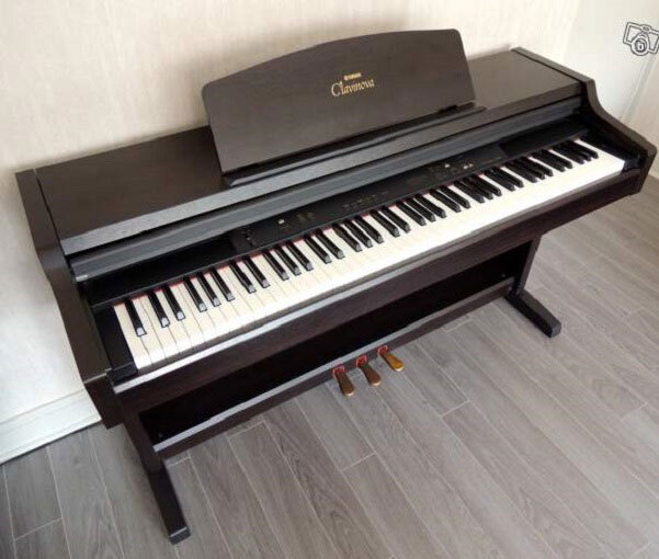 Đàn piano Yamaha YDP-140
