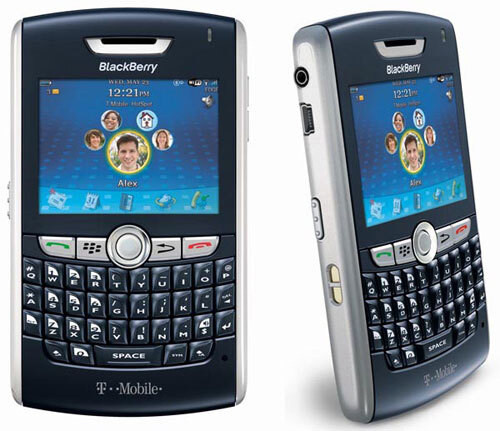 Điện thoại BlackBerry 8820