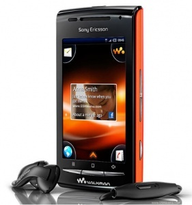 Điện thoại Sony Ericsson W8 (Walkman E16/ E16i)