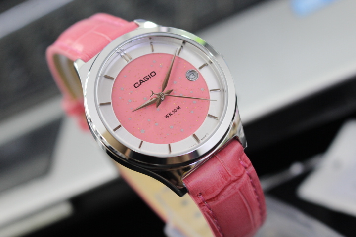 Đồng hồ Casio nữ LTP-E141L-4A2VDF