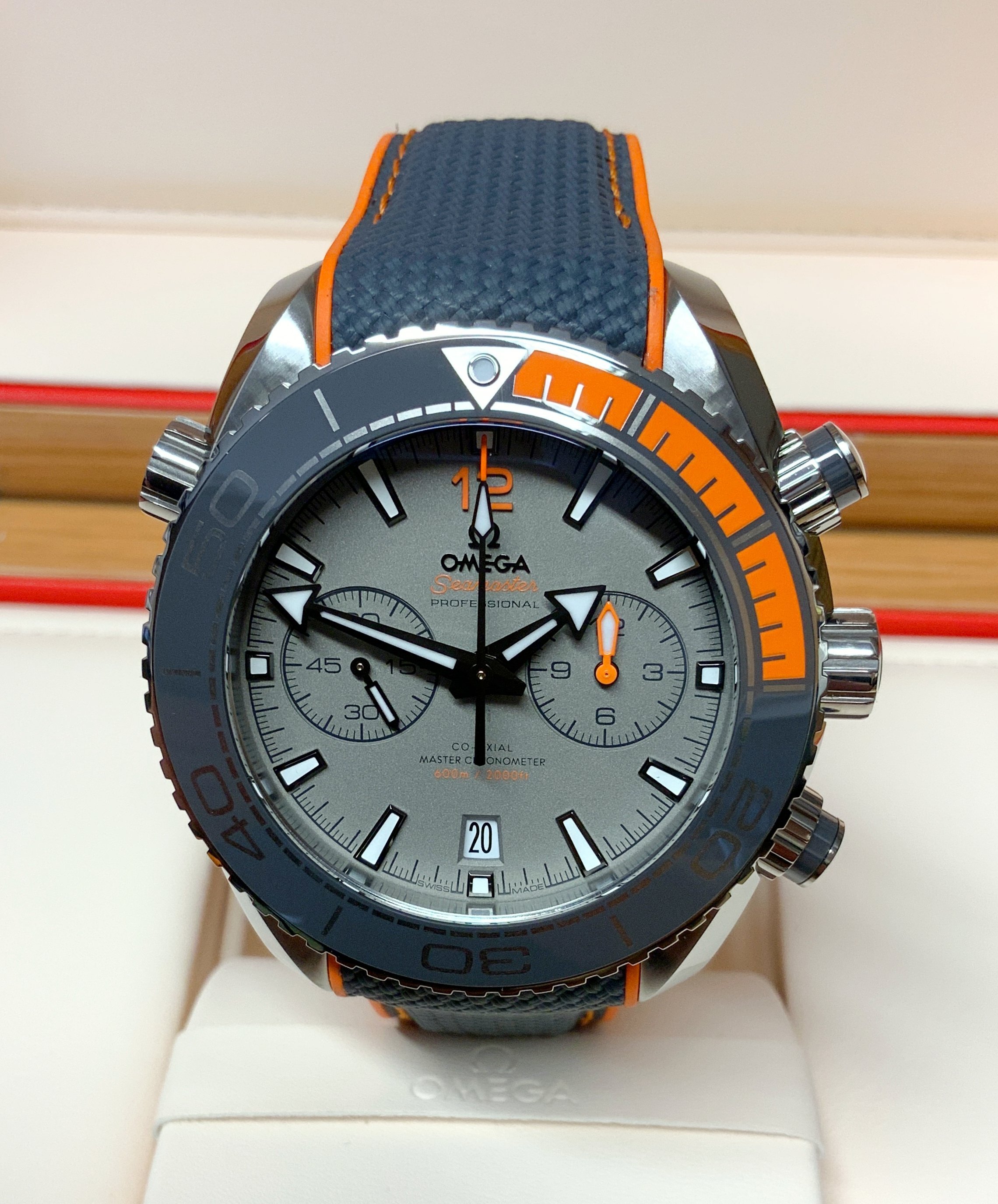 Đồng hồ nam Omega Seamaster Chronograph Automatic Mens 215.92.46.51.99.001 (21592465199001)