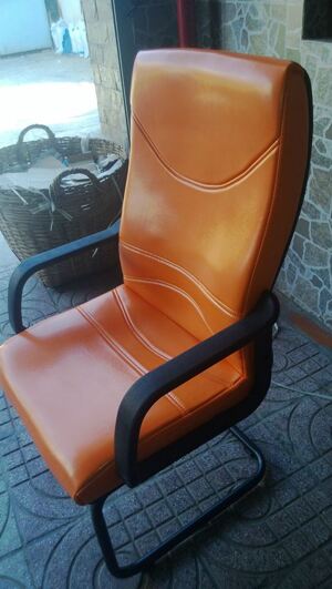 Ghế chân quỳ TP-4110