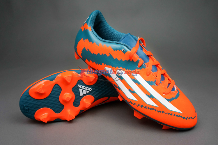 Giày bóng đá Adidas adizero f50 TF