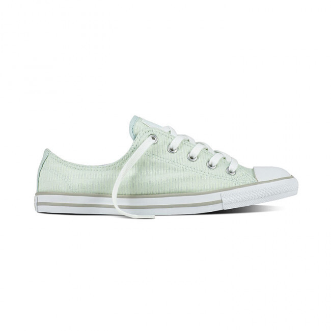 Giày thể thao nam Chuck Taylor All Star Dainty Engineered Lace Dots