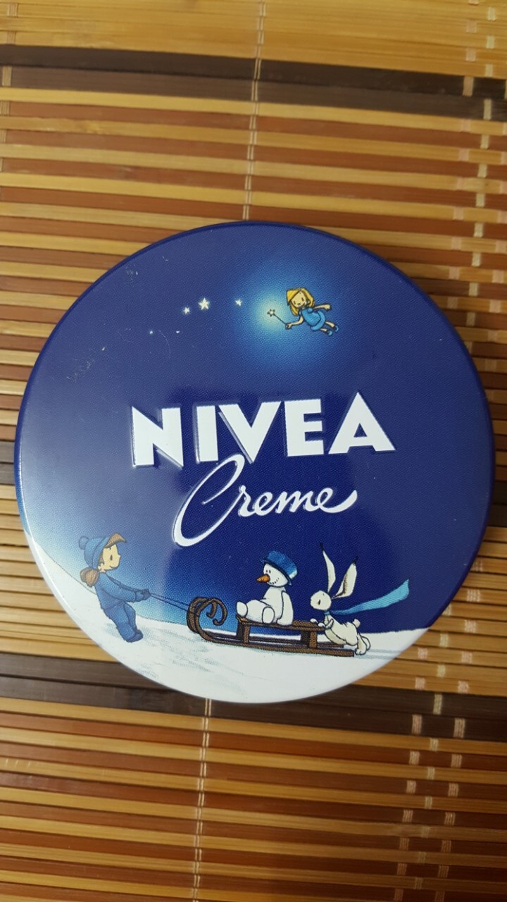 Kem dưỡng da Nivea Creme - cho bé, 75ml