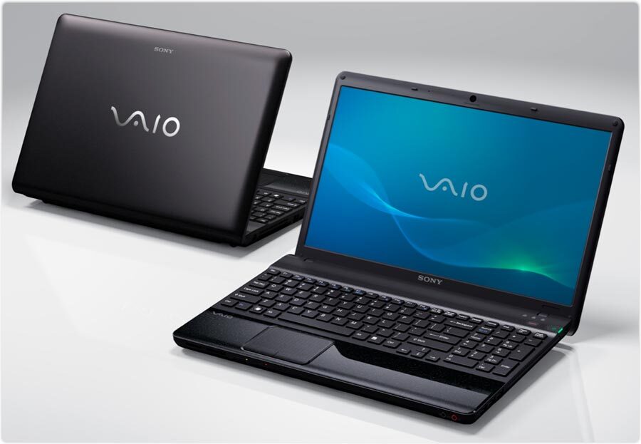 Laptop Sony Vaio VPC-EE31FX - AMD Athlon II P340 2.2GHz, 3GB RAM, 320GB HDD, ATI Radeon HD 4250, 15.5 inch