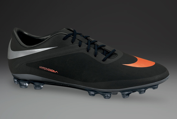 Giày bóng đá Nike Hypervenom Phatal AG 