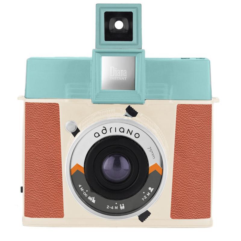 Máy ảnh chụp lấy ngay Lomography Diana Instant Square Deluxe Kit (Adriano)