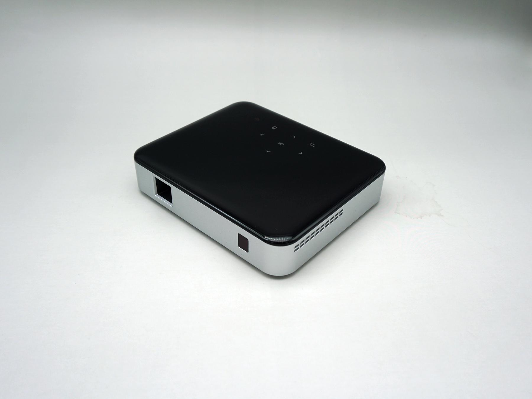 Máy chiếu mini xách tay hỗ trợ kết nối Bluetooth DL-S5 DLP