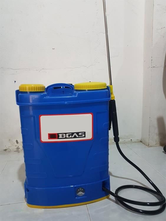 Máy phun thuốc trừ sâu Bgas BGADD-16C - 16 lít