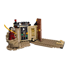Mô hình Lego Super Heroes – Giải cứu căn cứ đầu quỷ 76056