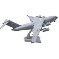 Mô hình máy bay chiến đấu C-17 Globemaster III 1:200