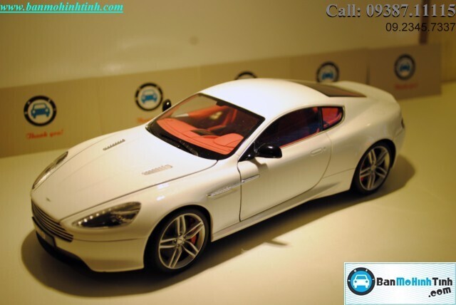 Mô hình xe Aston Martin DB9 Coupe White 1:18 Welly