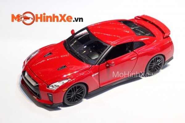 Mô hình xe Nissan GT-R 2017 1:24 Bburago