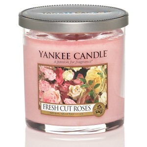 Nến ly nhỏ Yankee Candle Fresh Cut Roses