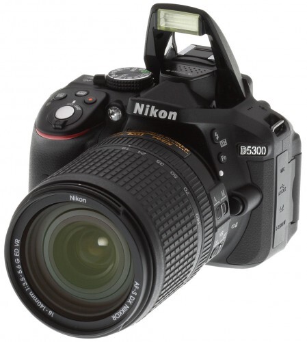 Máy ảnh DSLR Nikon D5300 (18-140mm F3.5-5.6) Lens Kit