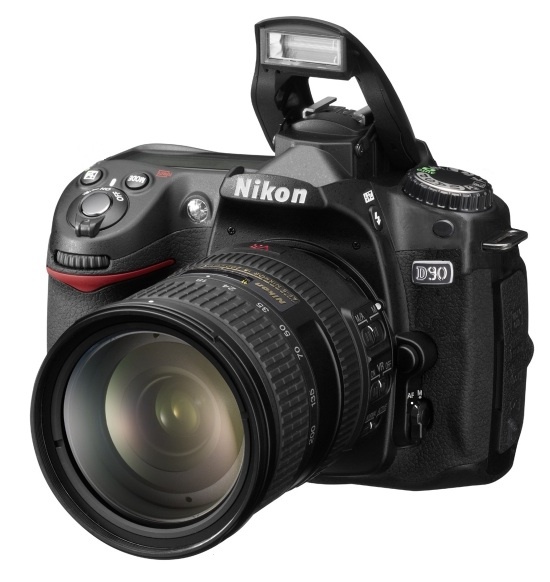 Máy ảnh DSLR Nikon D90 (AF-S DX 18-105mm G VR) Lens Kit - 12.3MP