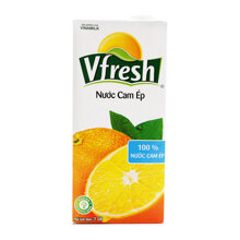 Nước cam ép Vfresh hộp 1L, 100%, không đường