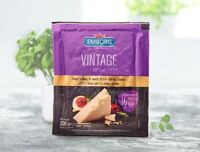 Phô mai Cheddar Vintage hiệu Emborg – túi 200g