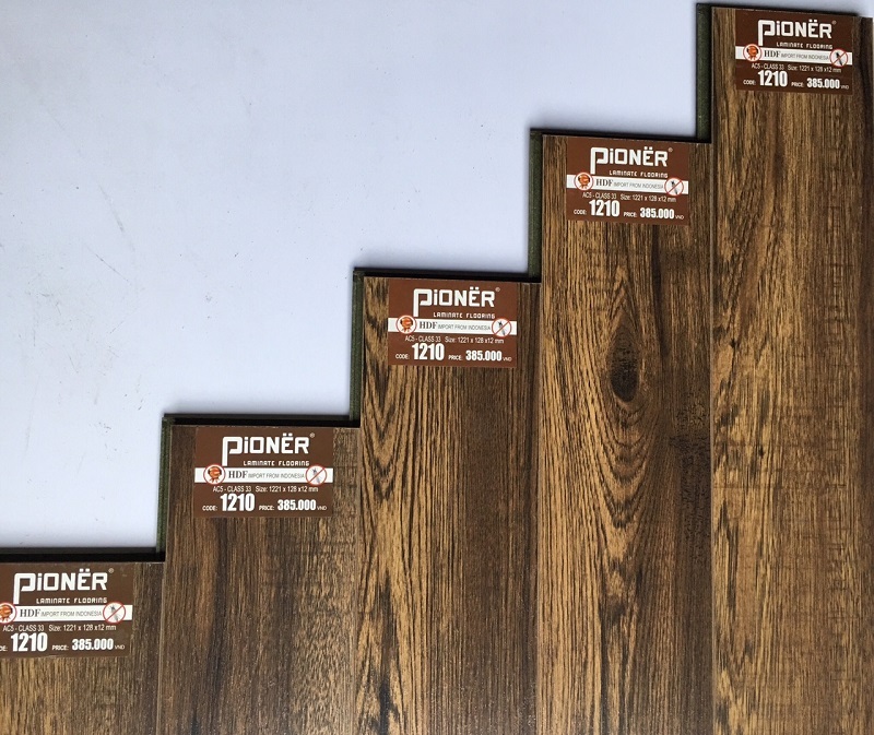 Sàn gỗ công nghiệp Pioner 1210