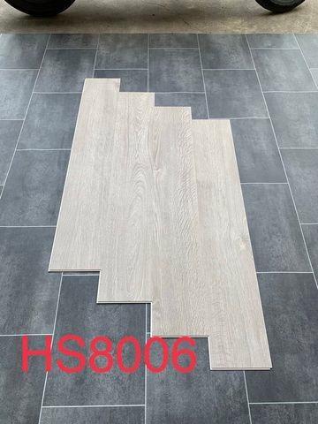 Sàn nhựa hèm khóa vân gỗ Decor HS8006