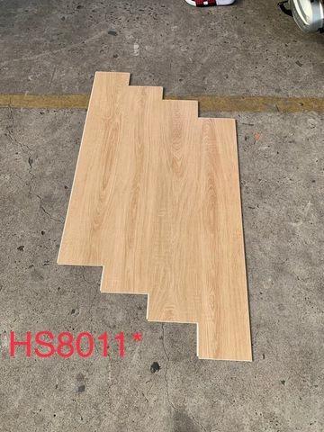 Sàn nhựa hèm khóa vân gỗ Decor HS8011