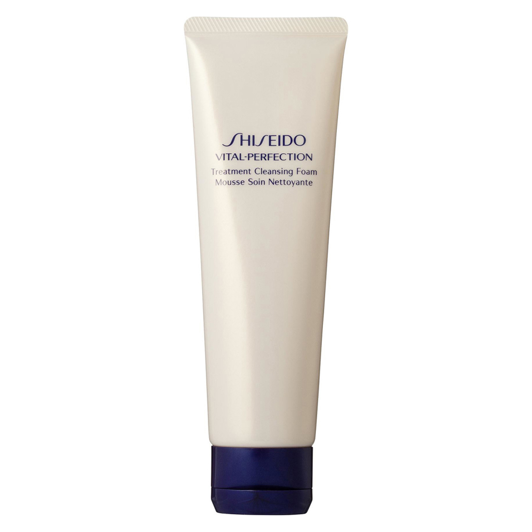 Sữa rửa mặt Shiseido Vital-Perfection Treatment Cleansing Foam