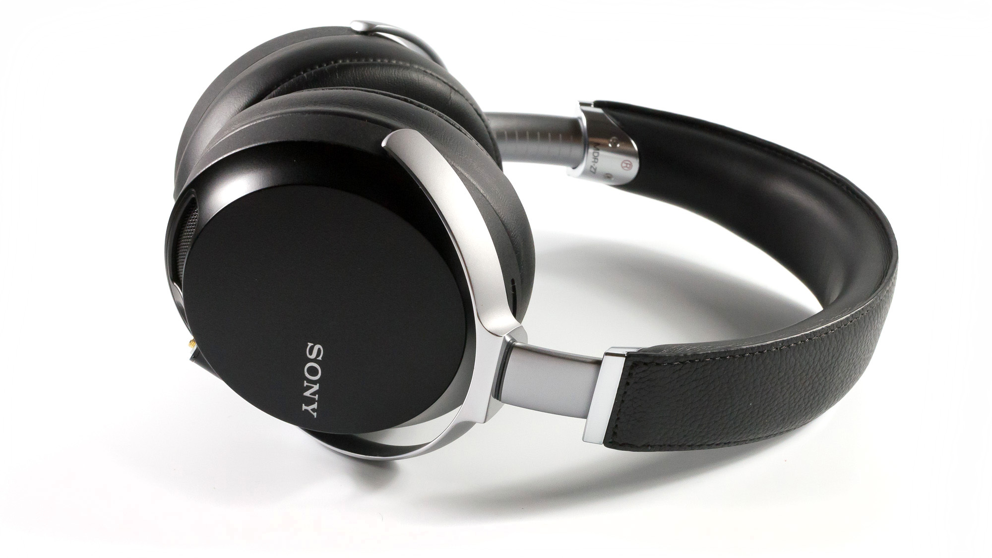 Tai nghe Hi-Res Sony MDR - Z7 (MDR-Z7)