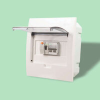 Tủ điện âm tường mặt nhựa E4FC 3/6LA