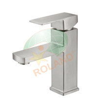 Vòi lavabo nóng lạnh Roland RL2626