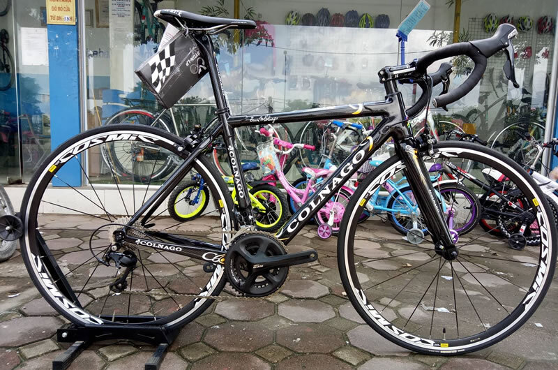 Xe đạp đua Colnago C60