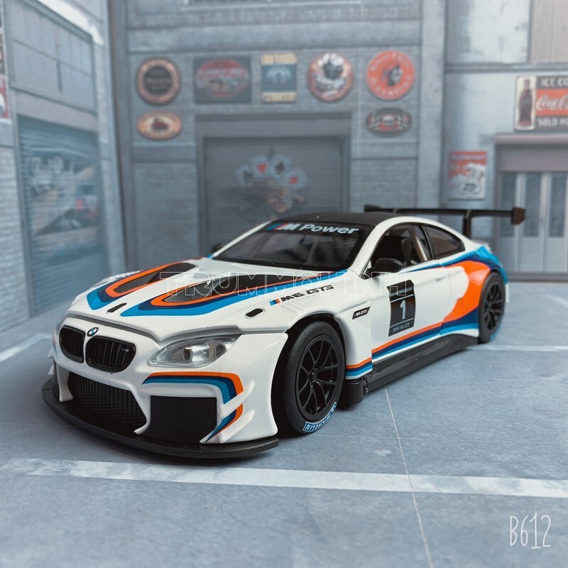 Xe mô hình BMW M6 GT3 1:24