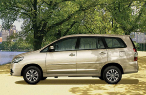 Xe Ô tô Toyota Innova V AT