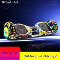 ✴ ☑ ( Sẵn)18l0udm6v9Xe điện thông minh tự cân bằng trẻ em xe hai bánh học sinh đi song có lan can