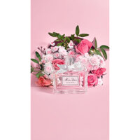 🌸 𝑀𝑖𝑠𝑠 𝐷𝑖𝑜𝑟 𝐴𝑏𝑠𝑜𝑙𝑢𝑡𝑒𝑙𝑦 𝐵𝑙𝑜𝑜𝑚𝑖𝑛𝑔 🌸- 100ml