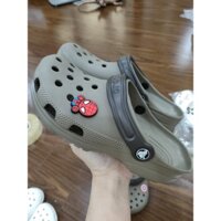 🔥 Bán Chạy . Dép Sục Crocs Classic Cho người lớn . Sản Phẩm Cao Cấp, Nhựa Không mùi. Trống Trơn Trượt