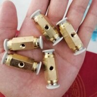 ( BÁN SỈ) COMBO 10  Đế giữa gắn béc phun sương bằng đồng, tưới cây, phun sương, tưới lan