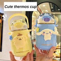 ღ Bình Nước Sanrio 700Ml Kuromi Cinnamoroll My Melody Hoạt Hình Bình Giữ Nhiệt Dung Tích Lớn Dây Đeo Điều Chỉnh Ấm Siêu Tốc Ngoài Trời Quà Tặng Bé Gái