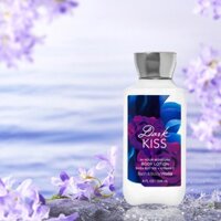 ( CHÍNH HÃNG ) Body lotion - sữa dưỡng thể mùi nước hoa DARK KISS Bath And Body Works Mỹ 236ml