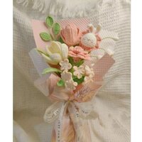 [ CÓ THIỆP] Bó hoa len handmade kết hợp thỏ len và hoa hồng, tulip, lưu ly xinh