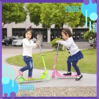 ( Gía Ưu Đãi ) Xe trượt Scooter 3 bánh phát sáng, có chuông cho bé (đủ các màu cho bé)