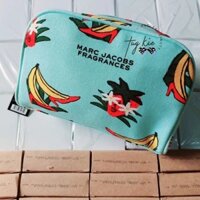 [ Gift Hãng ] Túi Mỹ Phẩm Mạc Tray Cốp Fragrances Nền Xanh